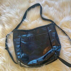 Rough and Tumble Black medium Hartley with d rings convertible bag purse